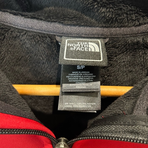 Red & Black NorthFace Jacket - Picture 4 of 4